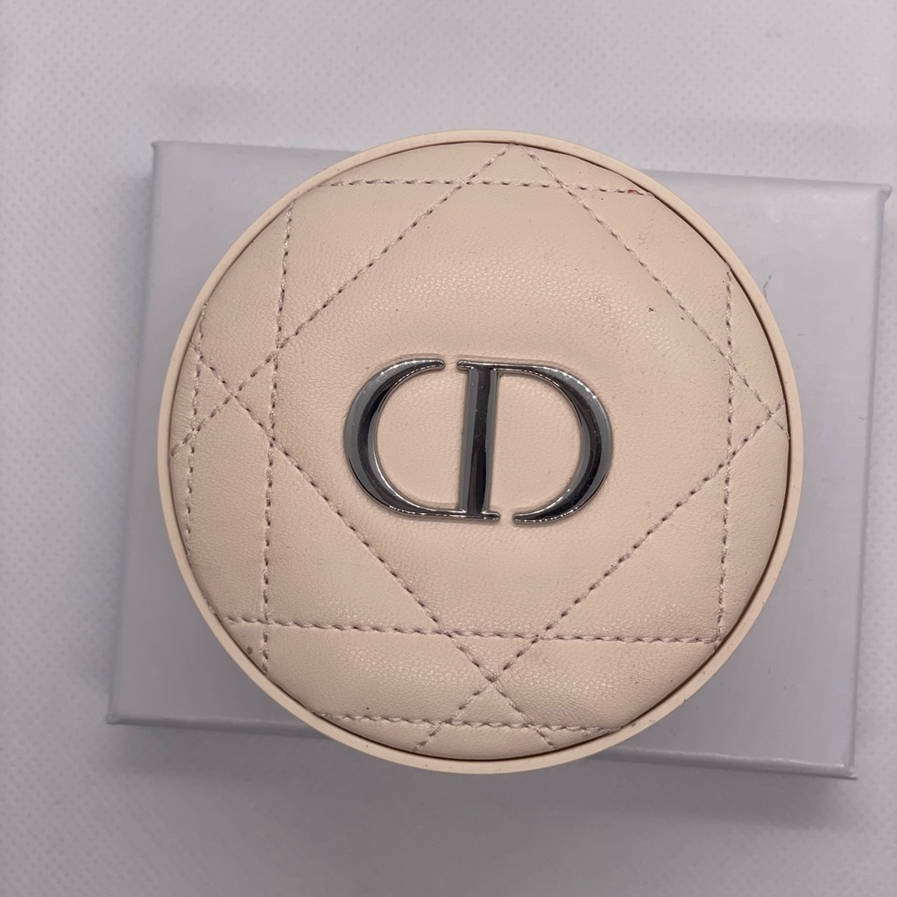 Dior Forever Cushion Powder in Deep